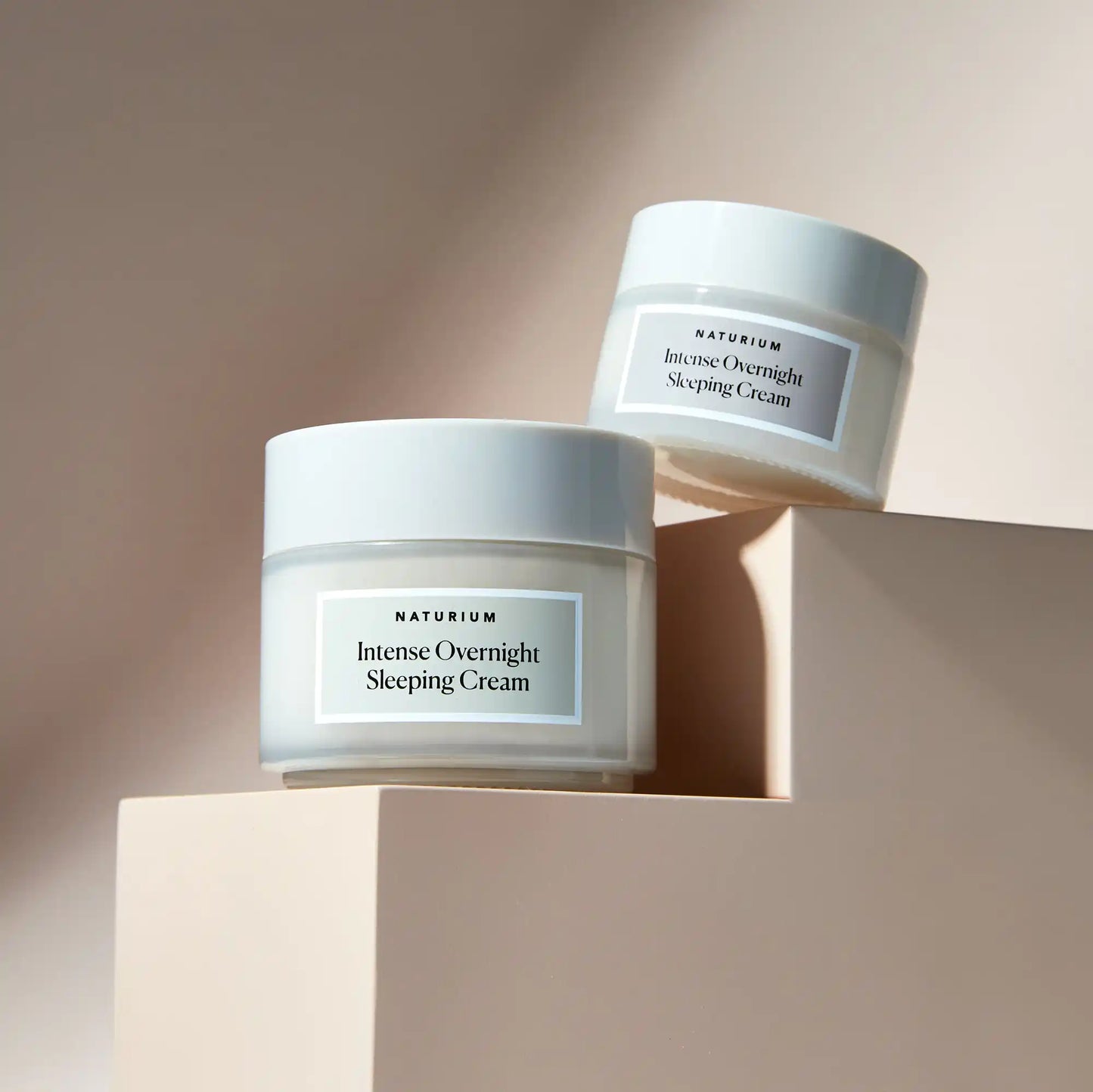 intense-overnight-sleeping-cream-jumbo-b6 11_18_2021_Naturium0552-crop.webp