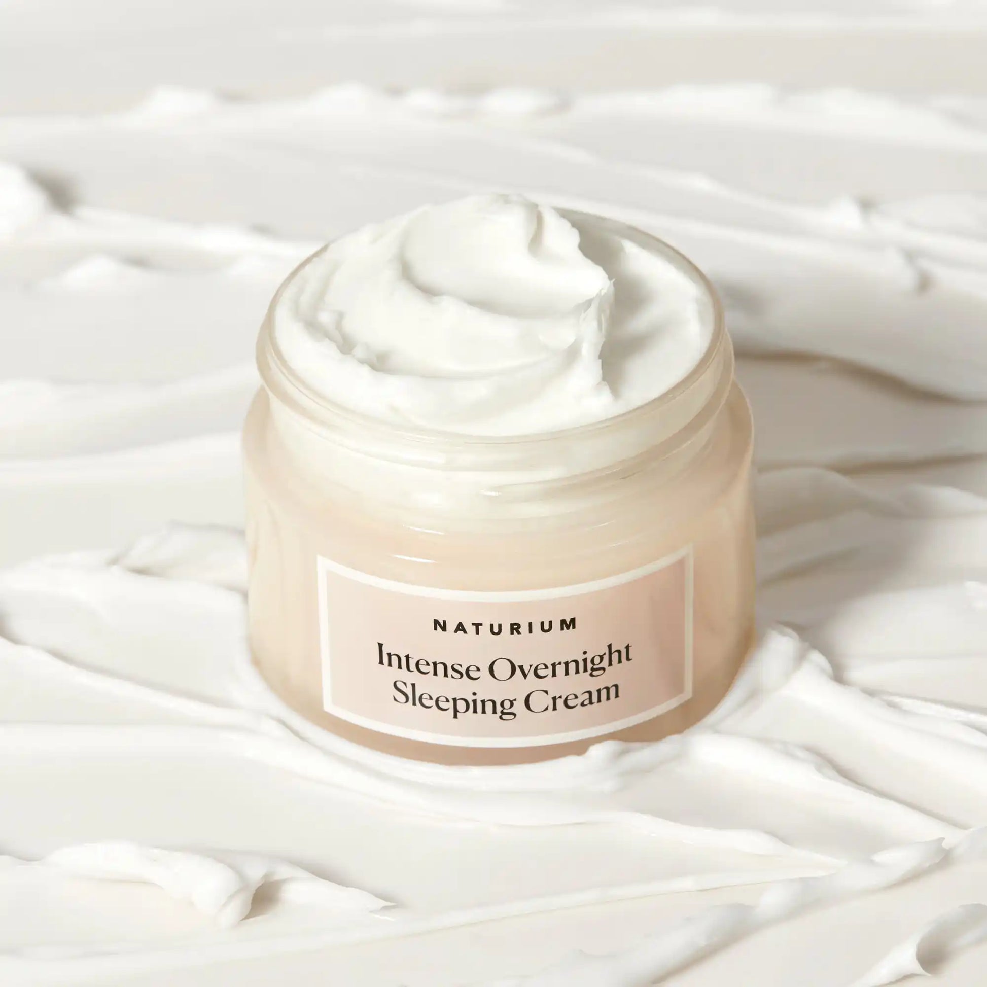 intense-overnight-sleeping-cream-w8 sleepingcream_0880-crop_1.webp